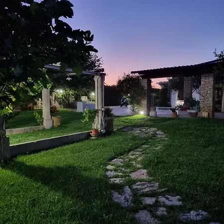 Cicia Nyaraló Ugento